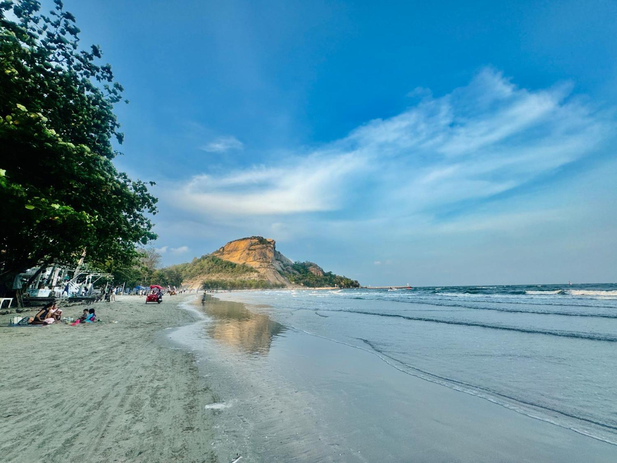 Sea&Mountain View,5 Mins Walk To Famous Beach With King Size Bed Хуа Хин Экстерьер фото