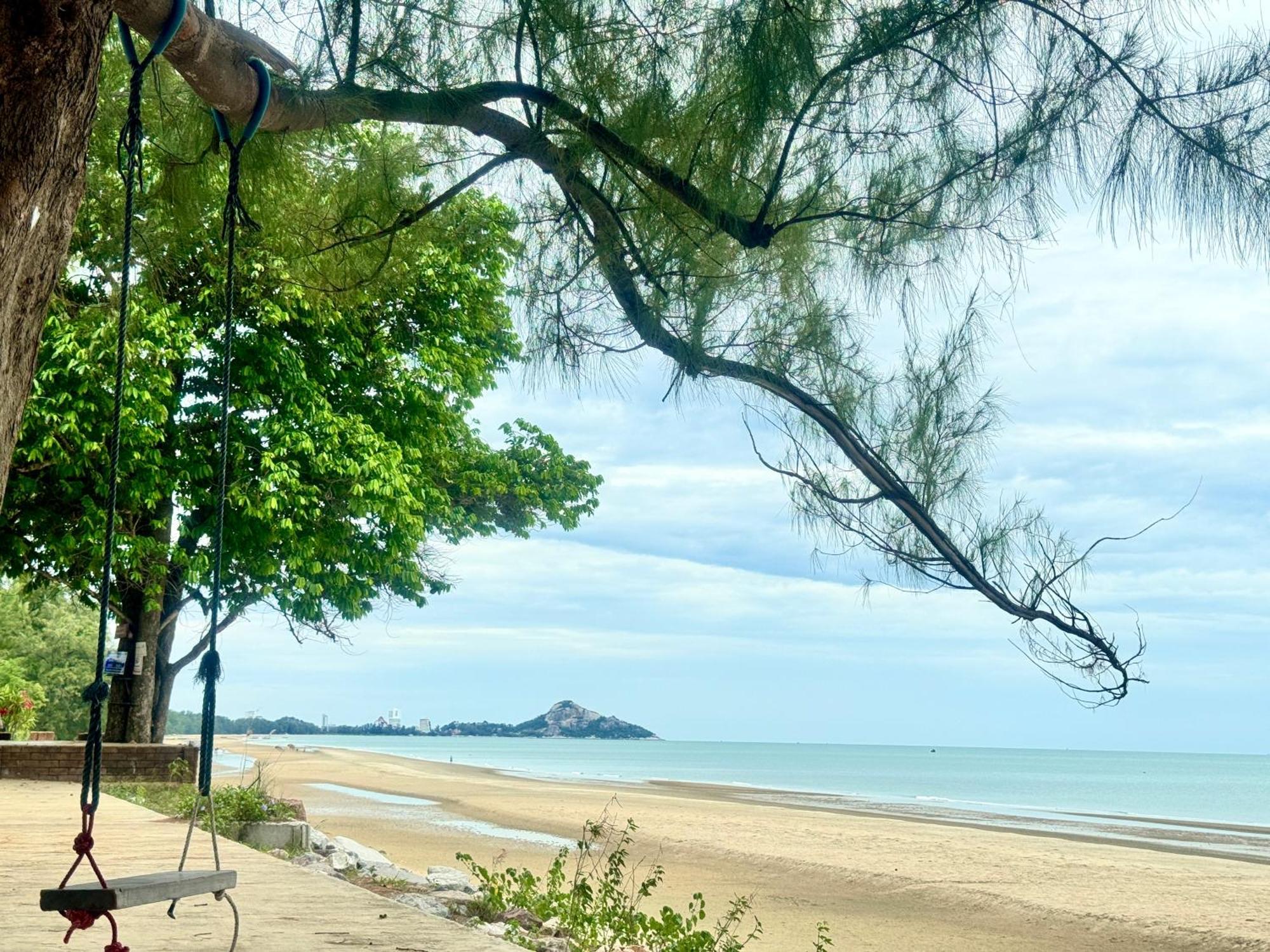 Sea&Mountain View,5 Mins Walk To Famous Beach With King Size Bed Хуа Хин Экстерьер фото